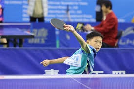 克莱顿·克萧在 2014 年夺得国联 MVP，成为自 1968 年以来罕见的先发投手获此殊荣